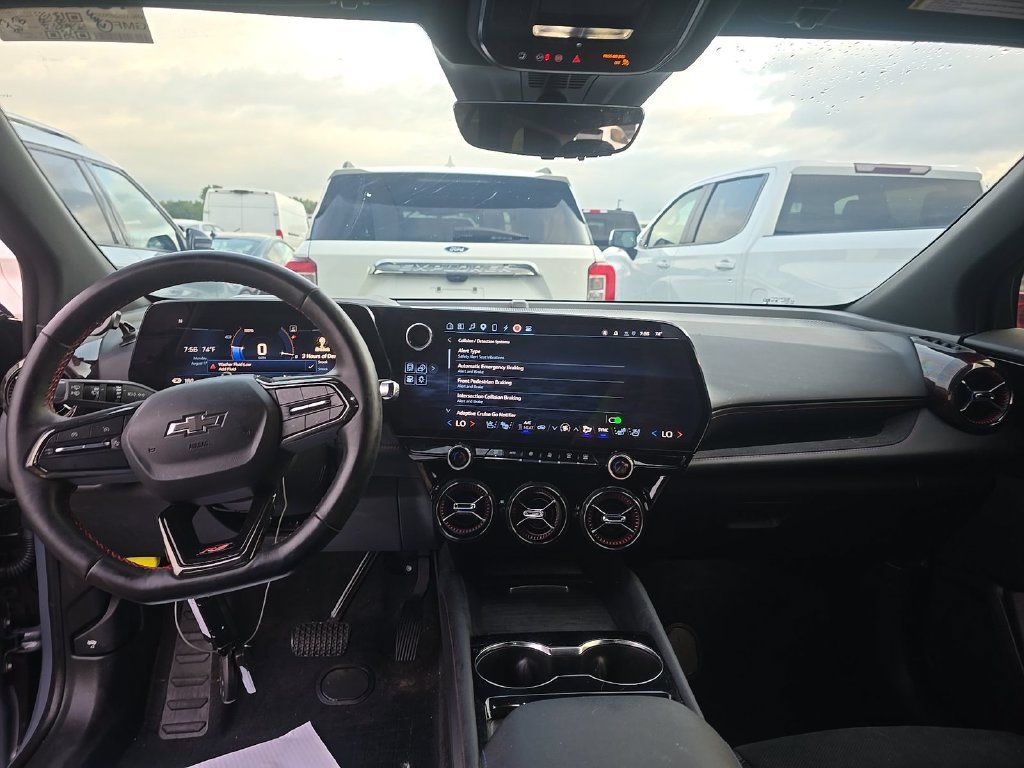 Used 2024 Chevrolet Blazer EV RS AWD/4WD image 3