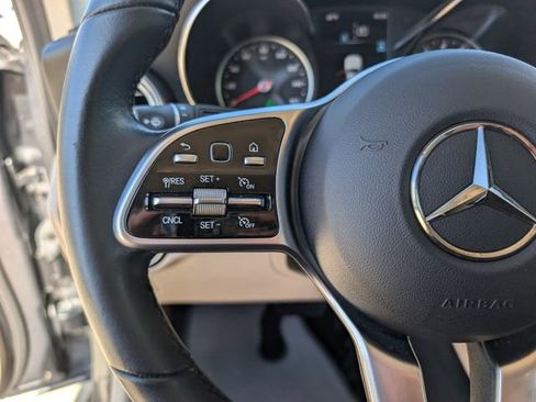 Used 2021 Mercedes-Benz GLC 300 image 13