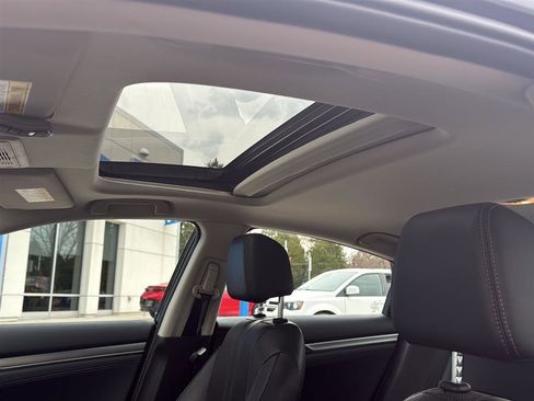 Used 2016 Honda Civic EX-L image 10