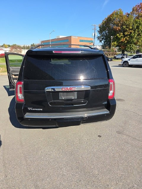 Used 2019 GMC Yukon Denali w/ Denali Ultimate Package AWD/4WD image 30
