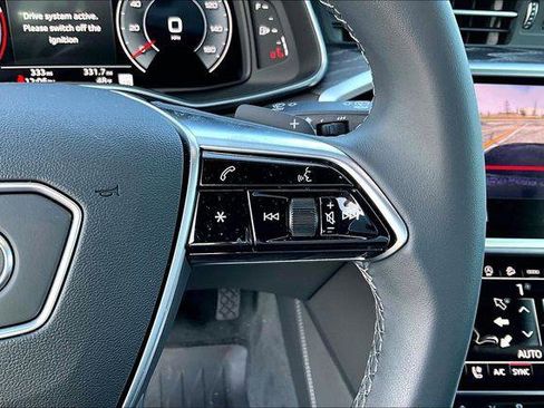 Used 2025 Audi A6 Premium Plus image 13