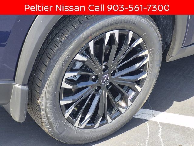 New 2026 Nissan Rogue Dark Armor FWD image 5