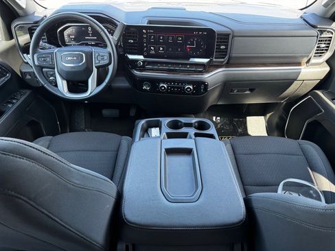 Used 2024 GMC Sierra 1500 SLE image 14