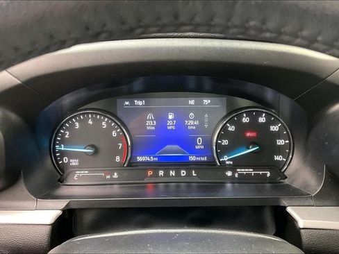 Used 2022 Ford Explorer XLT w/ Equipment Group 202A AWD/4WD image 24