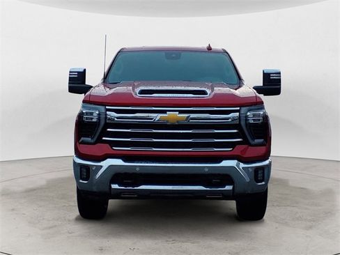 Used 2024 Chevrolet Silverado 2500 LTZ w/ LTZ Convenience Package image 8