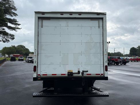 Used 2019 Chevrolet Express 3500 Extended w/ Power Convenience Package RWD image 3