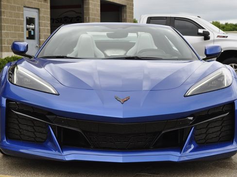 Used 2023 Chevrolet Corvette Z06 image 20