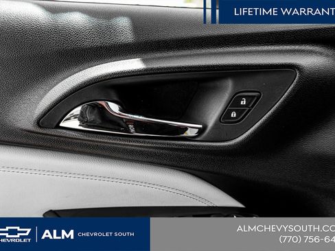 New 2025 Chevrolet Trax LT w/ Sunroof Package FWD image 49