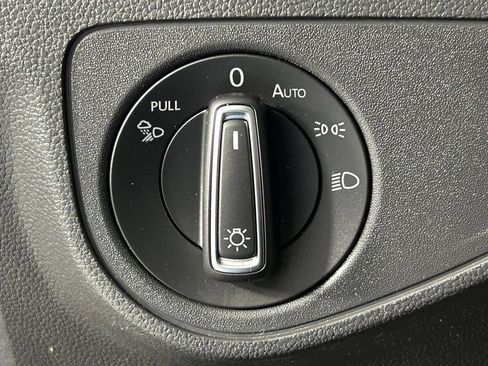 Used 2023 Volkswagen Atlas SE w/ Panoramic Sunroof Package AWD/4WD image 30