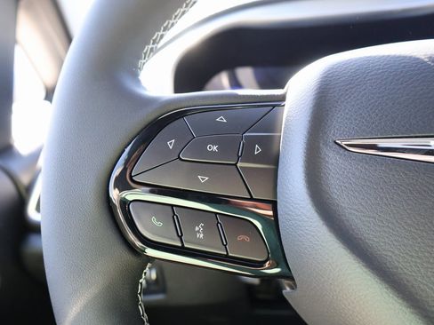 New 2026 Chrysler Pacifica Limited w/ S Appearance Package image 26