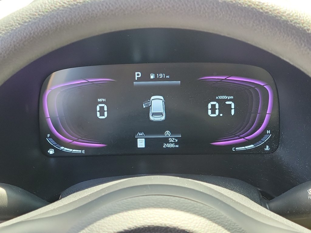 Used 2025 Kia Soul LX w/ LX Technology Package FWD image 27