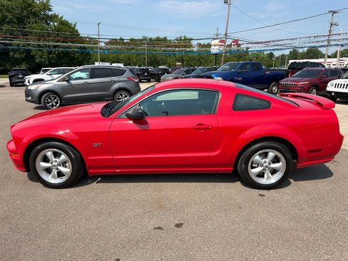 Used 2008 Ford Mustang GT RWD image 12
