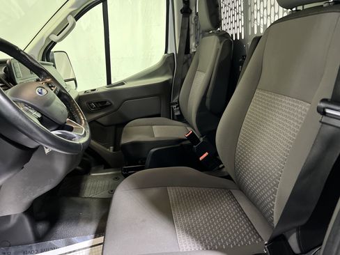 Used 2024 Ford Transit 150 Low Roof AWD image 17