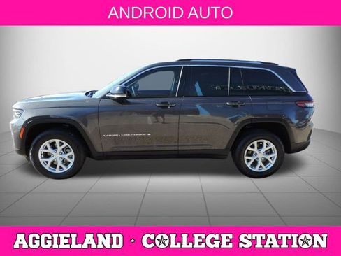 Used 2023 Jeep Grand Cherokee Limited w/ Trailer Tow Prep Group (B) image 7