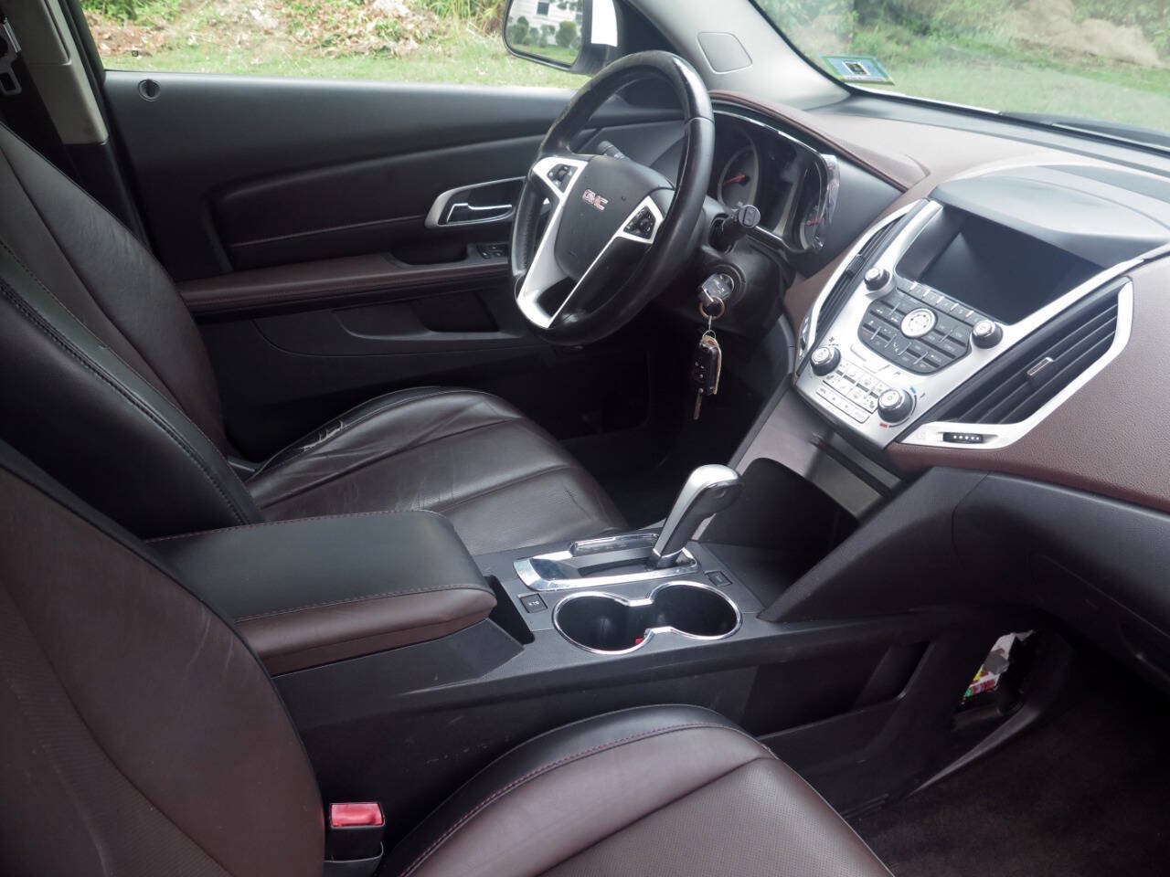 Used 2011 GMC Terrain SLT w/ Cargo Package FWD image 19