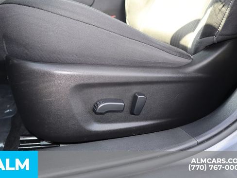 Used 2024 Nissan Altima 2.5 SV FWD image 12