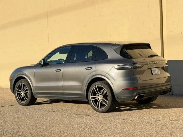 Used 2020 Porsche Cayenne AWD/4WD image 38