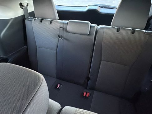 Used 2024 Toyota Highlander LE image 24