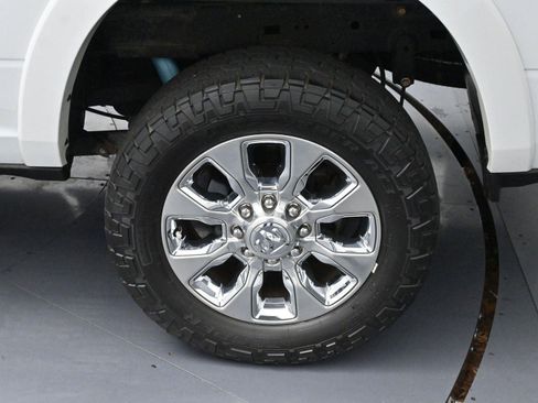 Used 2020 RAM 2500 Limited AWD/4WD image 29