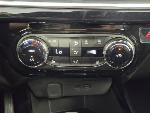 New 2026 Chevrolet Trax RS w/ Driver Confidence Package FWD image 19