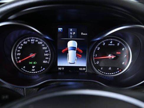 Used 2019 Mercedes-Benz GLC 300 4MATIC image 11