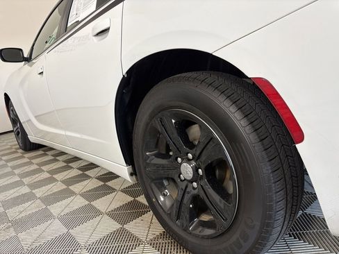 Used 2023 Dodge Charger SXT RWD image 28