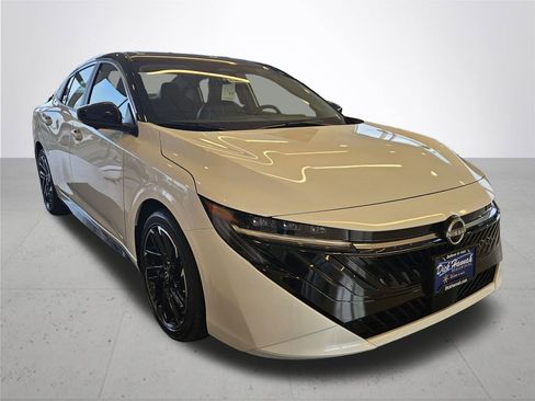 New 2026 Nissan Sentra SR w/ SR Premium Package image 5