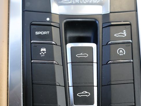 Used 2013 Porsche Boxster RWD image 24