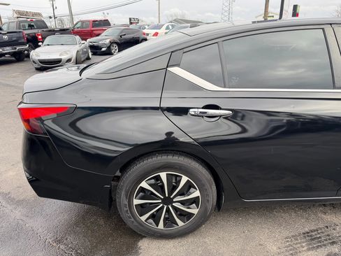 Used 2019 Nissan Altima 2.5 S FWD image 44