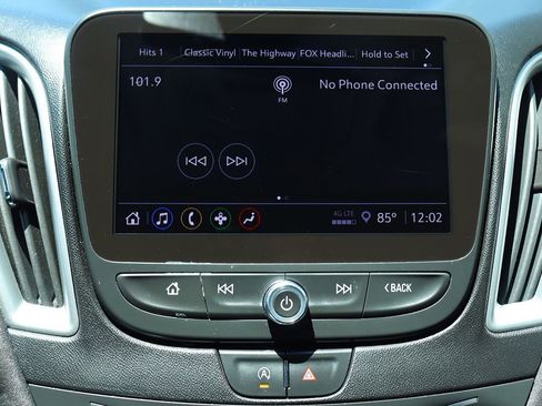 Used 2022 Chevrolet Malibu LT image 46