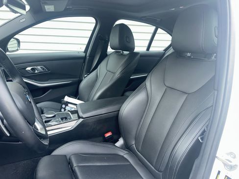 Used 2023 BMW 330i xDrive Sedan w/ Convenience Package image 8