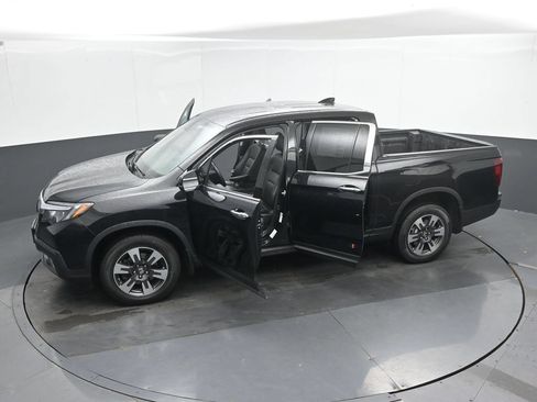 Used 2018 Honda Ridgeline RTL-E image 43
