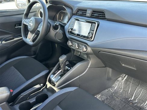 Used 2025 Nissan Versa SV w/ Trunk Package image 8