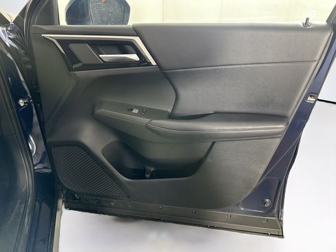 Used 2024 Mitsubishi Outlander SE FWD image 31