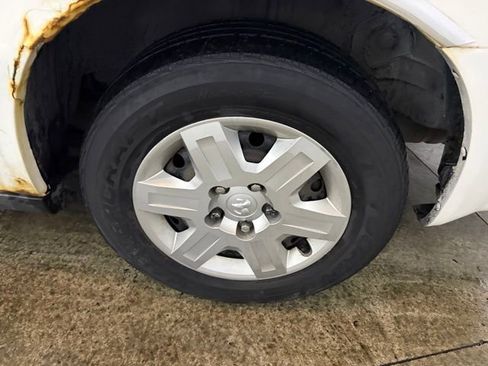 Used 2010 Dodge Grand Caravan SE w/ Climate Group image 9