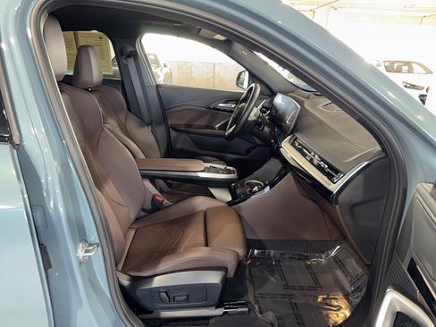 Certified 2025 BMW X2 xDrive28i image 10