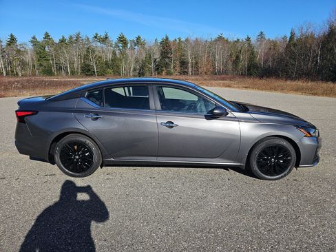 New 2025 Nissan Altima 2.5 SV w/ SV Special Edition Package image 8