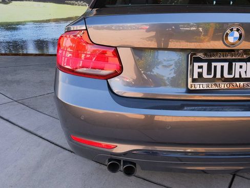 Used 2019 BMW 230i Coupe w/ Premium Package RWD image 43