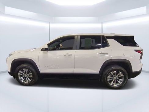 Used 2025 Chevrolet Equinox LT FWD image 6
