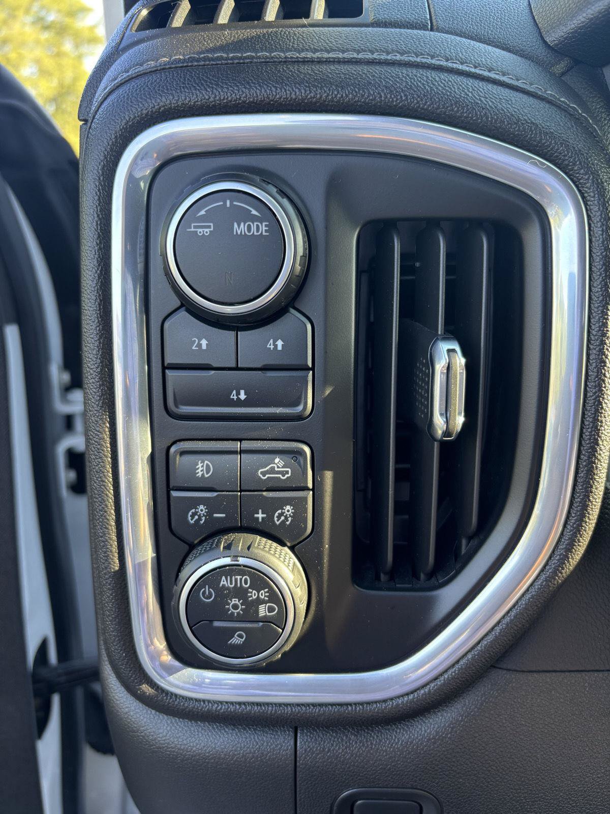 Used 2023 Chevrolet Silverado 3500 LT w/ All Star Edition AWD/4WD image 25
