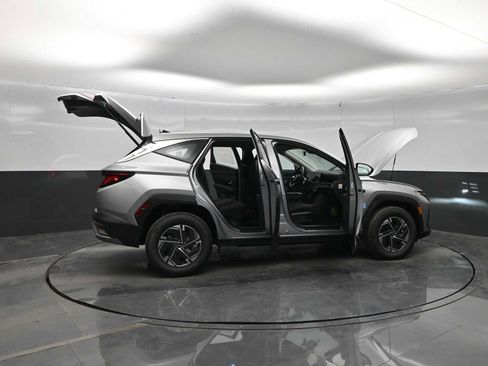 New 2026 Hyundai Tucson Blue SE AWD/4WD image 43