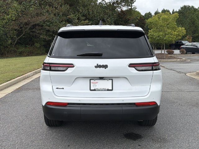 Used 2025 Jeep Grand Cherokee L Altitude AWD/4WD image 6