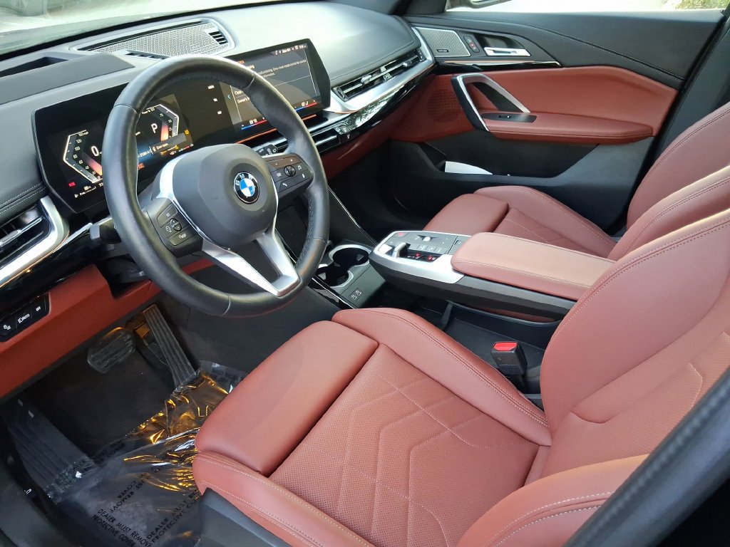 Used 2026 BMW X1 xDrive28i AWD/4WD image 13