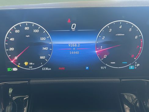 Used 2025 Mercedes-Benz GLA 250 image 36