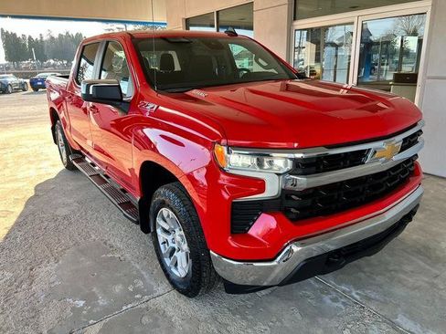 New 2025 Chevrolet Silverado 1500 LT w/ Z71 Off-Road Package image 5
