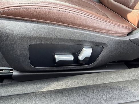 Used 2023 BMW 440i xDrive Convertible w/ Premium Package image 11