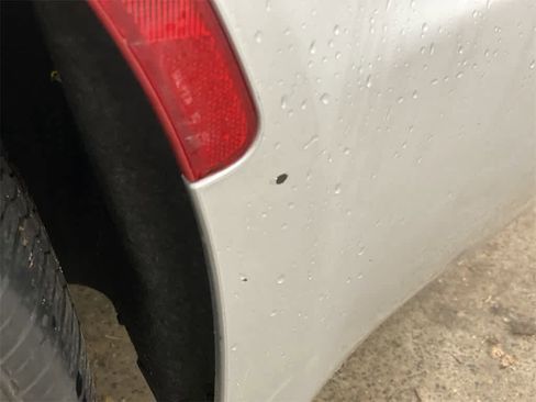 Used 2024 Chrysler Pacifica Touring-L image 31