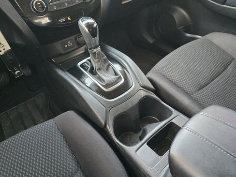 Certified 2020 Nissan Rogue Sport S FWD image 16