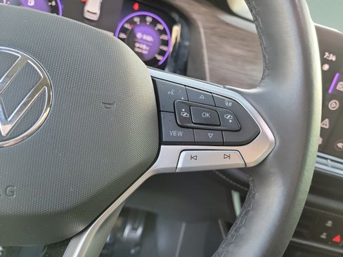 Used 2024 Volkswagen Atlas SEL Premium R-Line AWD/4WD image 29