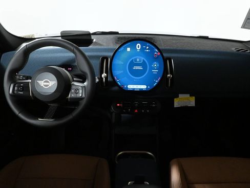 Used 2026 MINI Cooper Countryman S w/ Comfort Package Max image 17